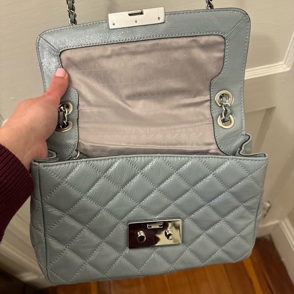 Michael Kors patent leather quilted purse - Picture 4 of 8